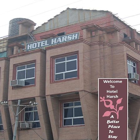 Harsh Hotel Suratgarh Esterno foto